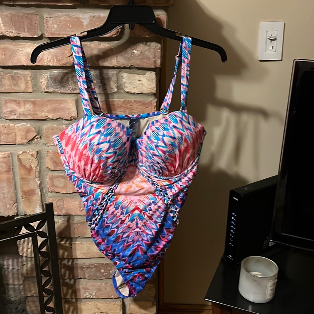 One piece swimsuit